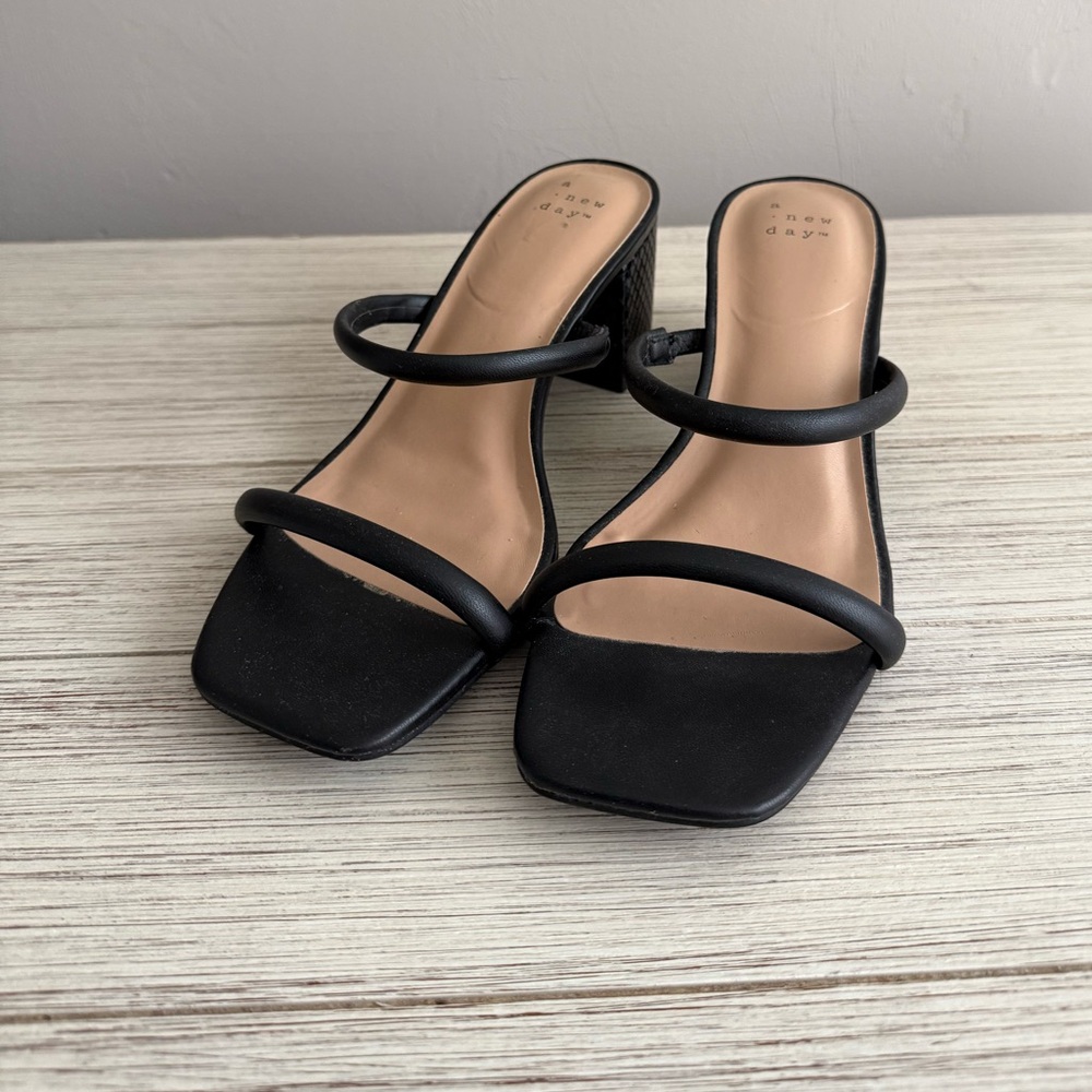 A New Day - Black Strappy - Square Heel.